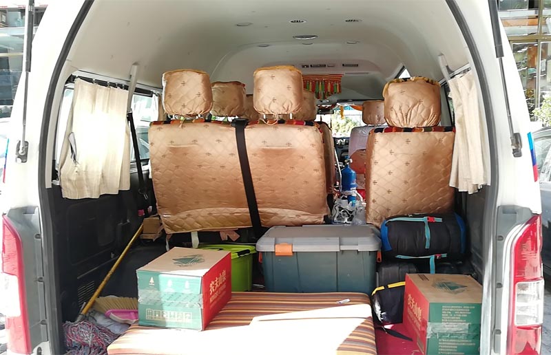 Der Kofferraum des 9-sitzigen Hyundai Minivans